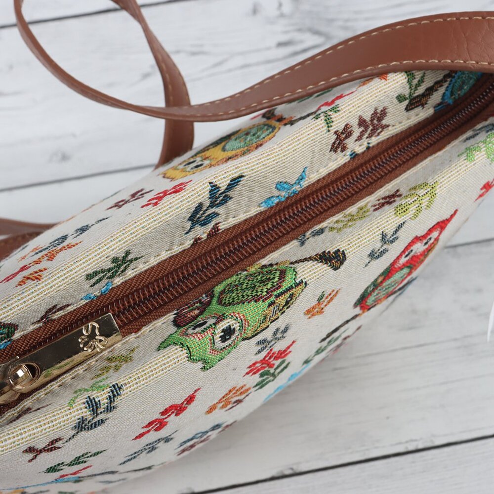 Signare USA Owl Crossbody Bag - Picture 5 of 8